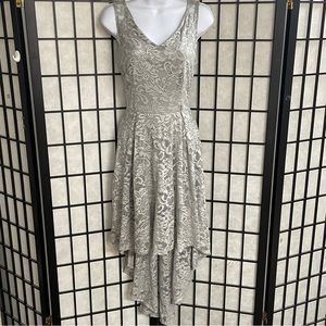 Bery love, ladies floral lace dress size medium